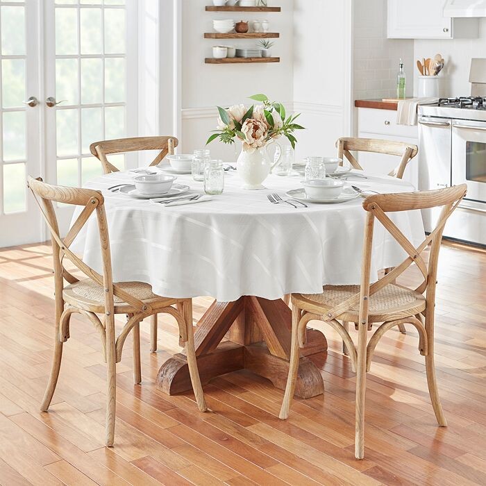 

Элегантная клетчатая жаккардовая овальная скатерть, 60 x 84 дюйма Villeroy & Boch