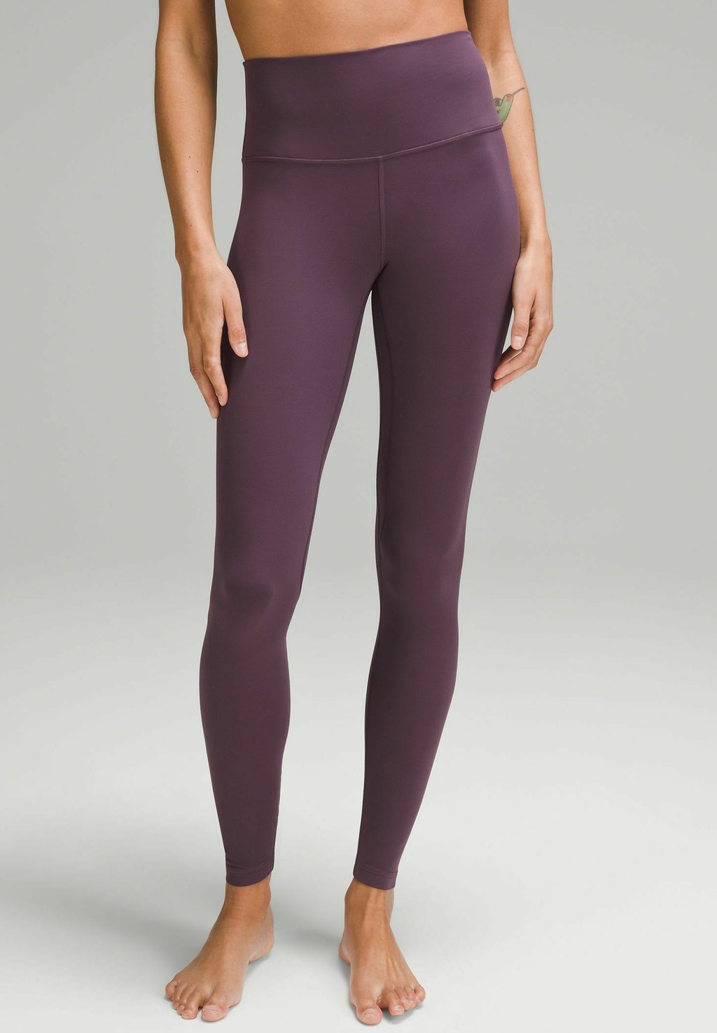 

Леггинсы lululemon, цвет grape thistle