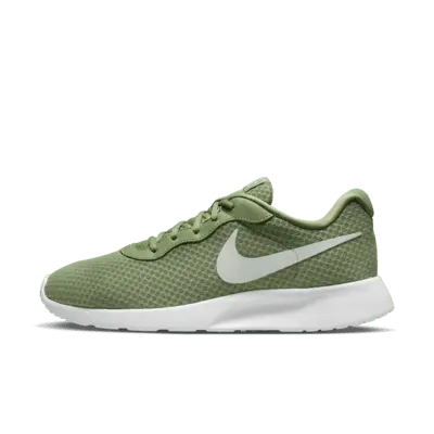 

Кроссовки Nike Tanjun EasyOn, цвет Oil Green/White/Light Silver