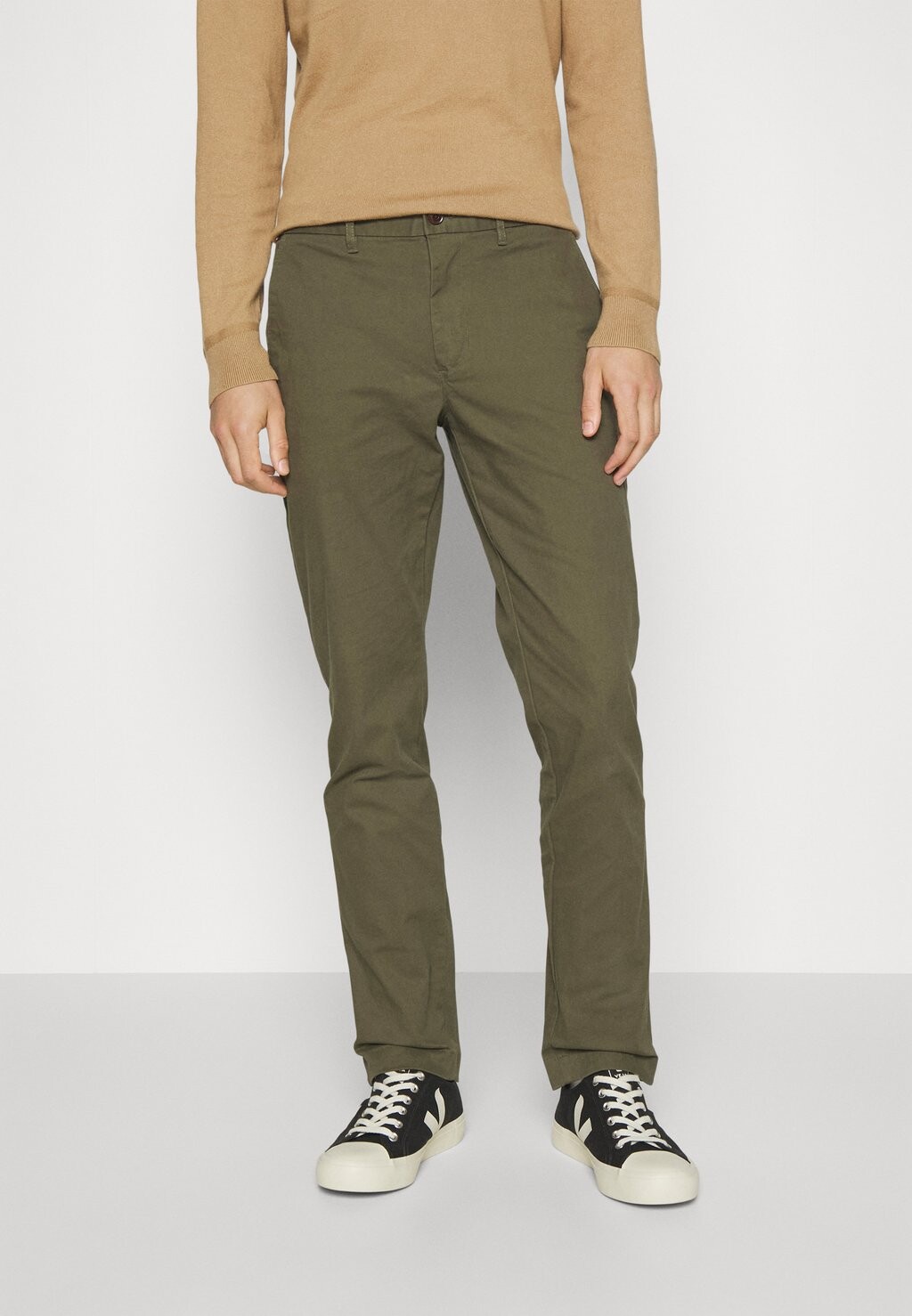

Чиносы DENTON ESSENTIAL Tommy Hilfiger, армейский зеленый