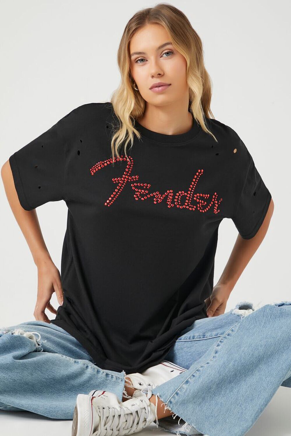 

Футболка Fender со стразами и потертым рисунком Forever 21, черный