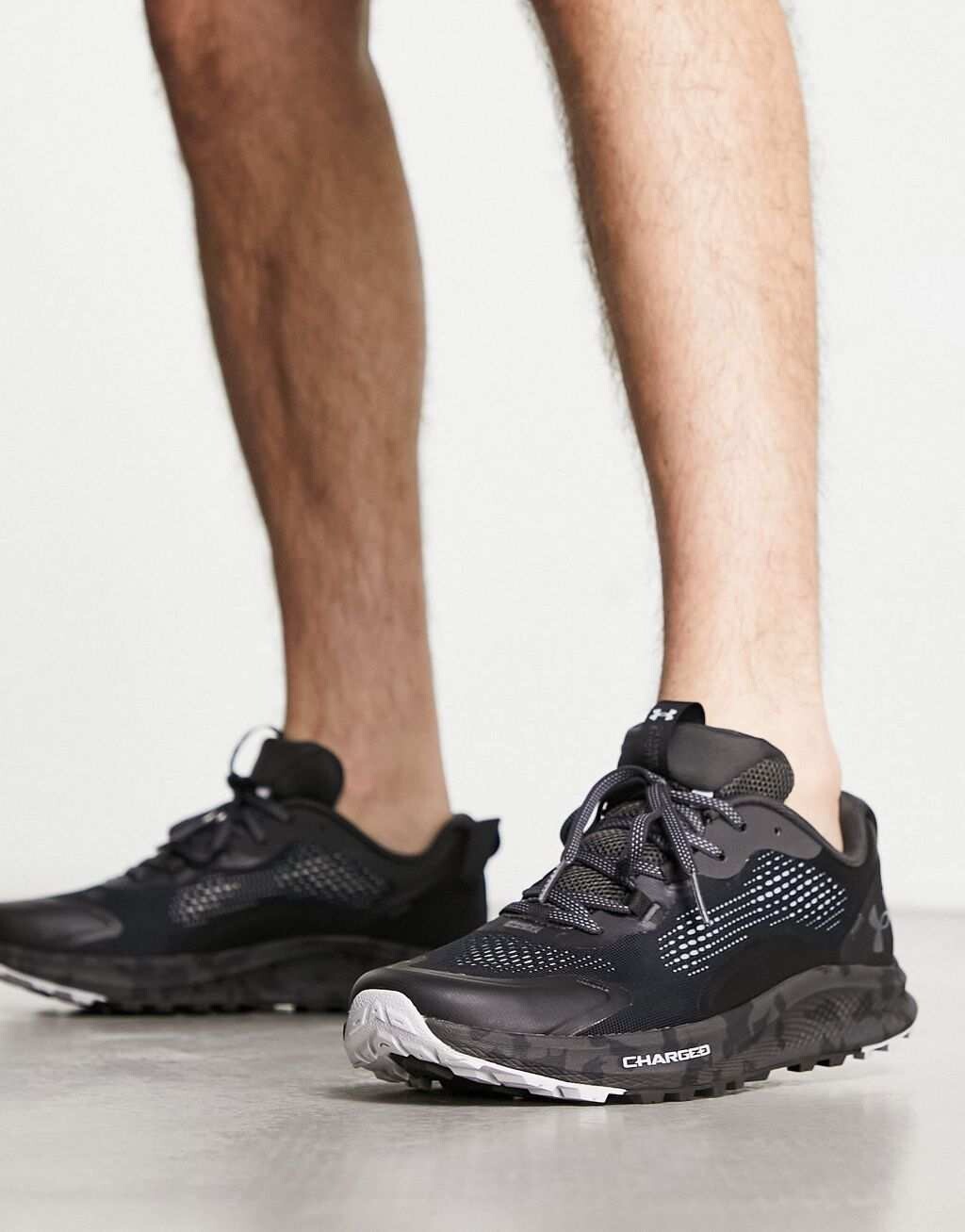 

Черные кроссовки Under Armour Charged Bandit Trail 2