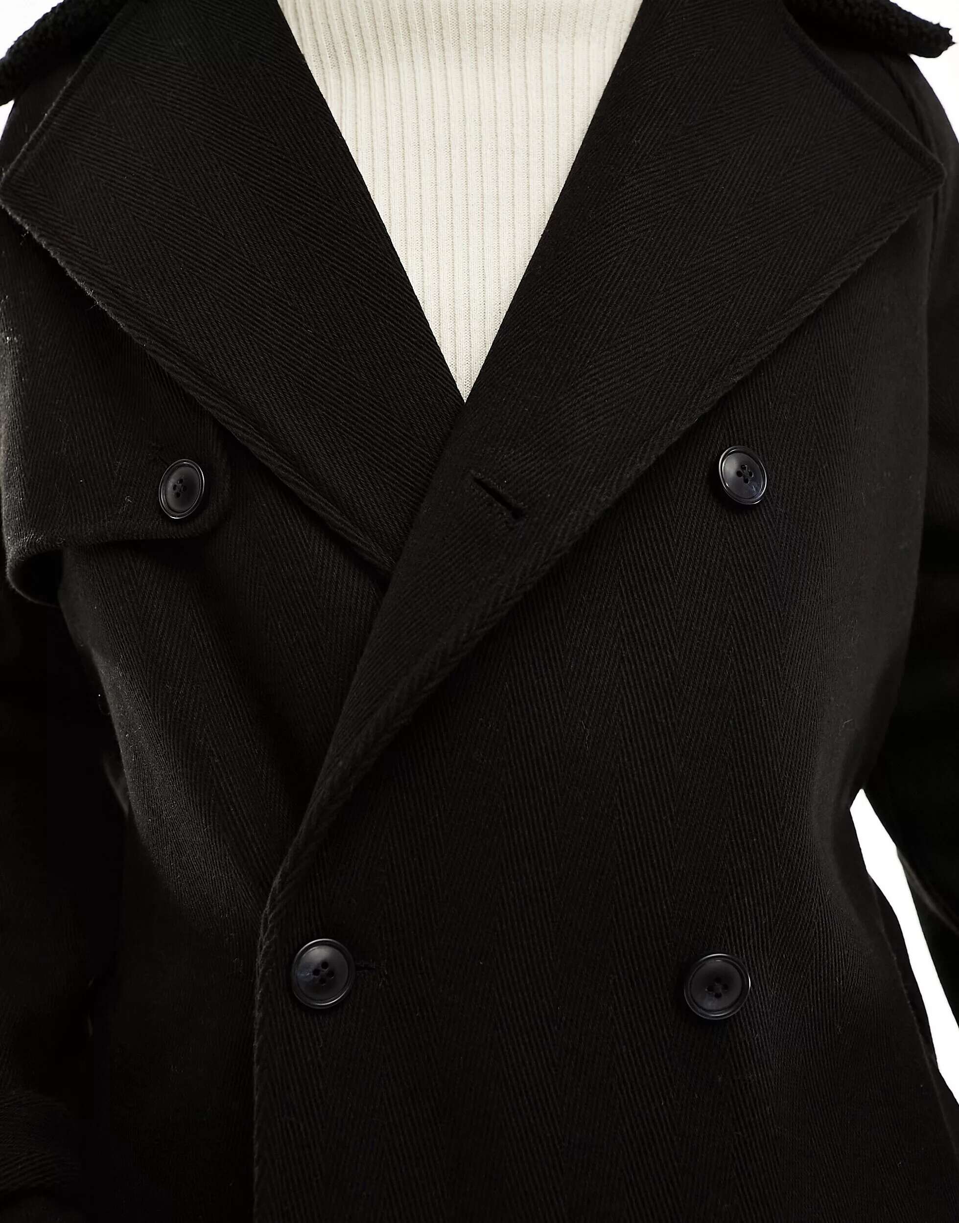 Черное объемное пальто из смесовой шерсти с воротником из искусственного меха ASOS темно синее объемное пальто из смесовой шерсти asos