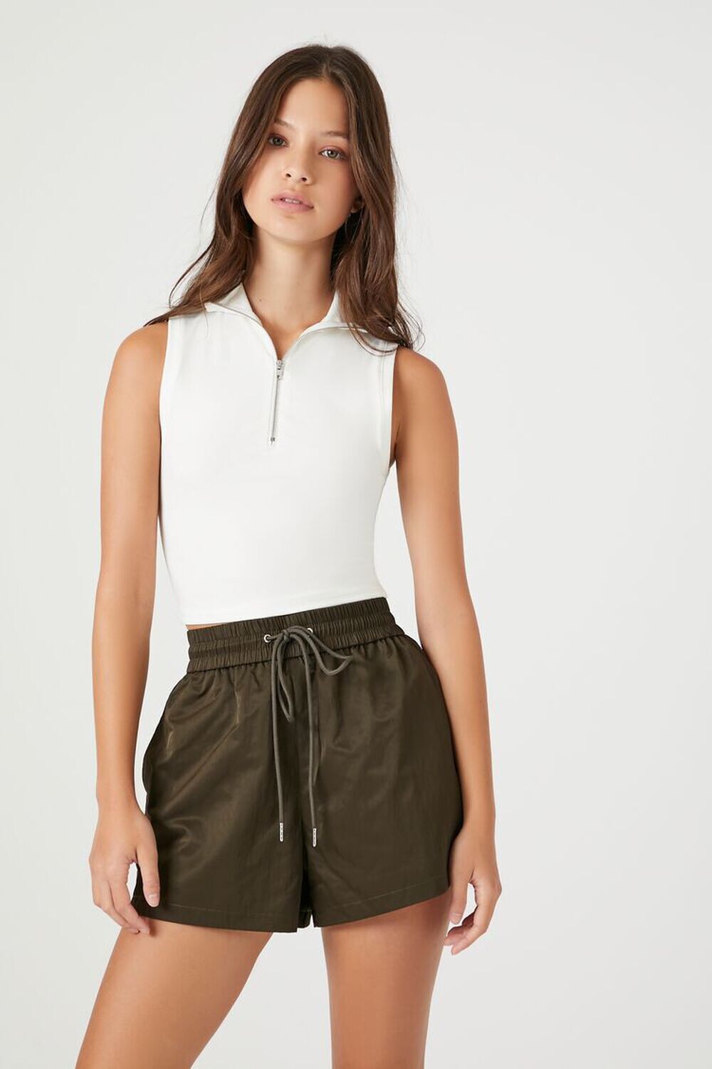 

Шорты на шнурке без застежки Forever 21, оливковый