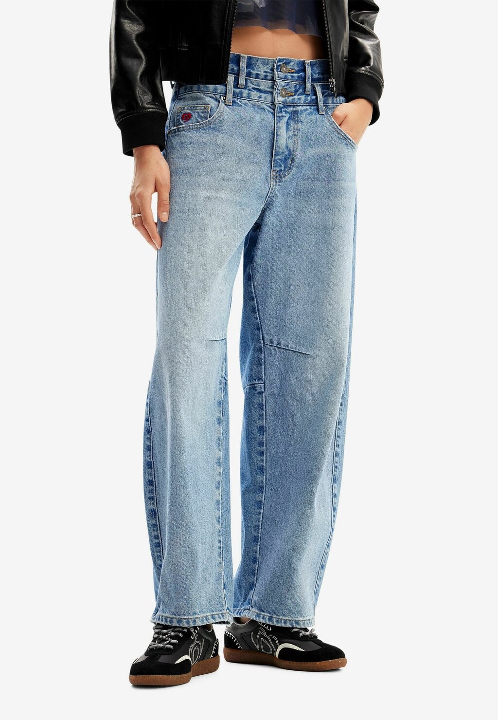 

Джинсы свободного кроя Desigual, цвет blue