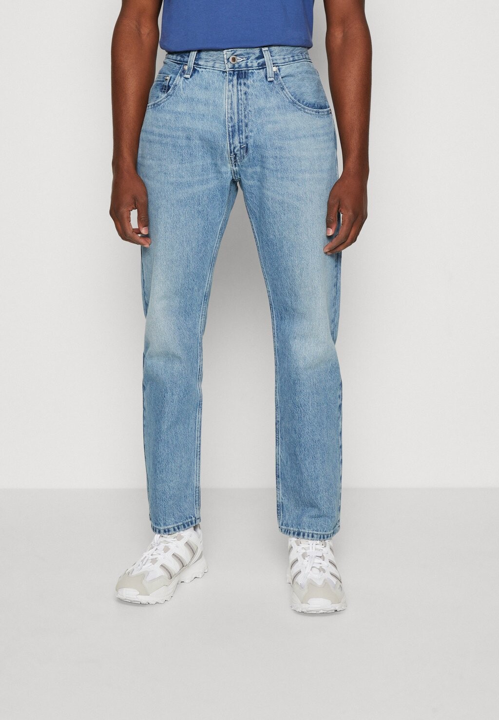 

джинсы прямого кроя Levi's