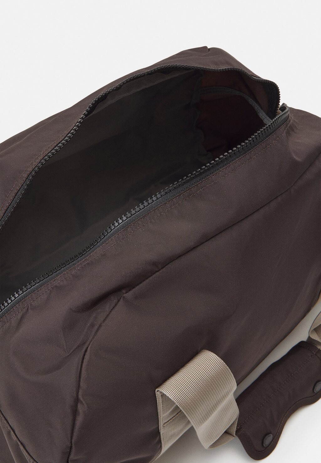 

Спортивная сумка DETOUR II 35L UNISEX Peak Performance, коричневый