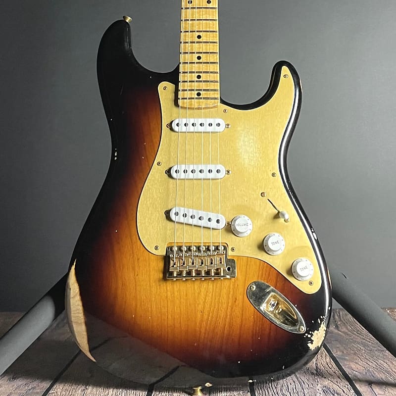 Электрогитара Fender Custom Shop LTD 1955 Bone Tone Stratocaster, Relic- 2-Color Sunburst scott shop towels 55 sheetsroll 12 rolls