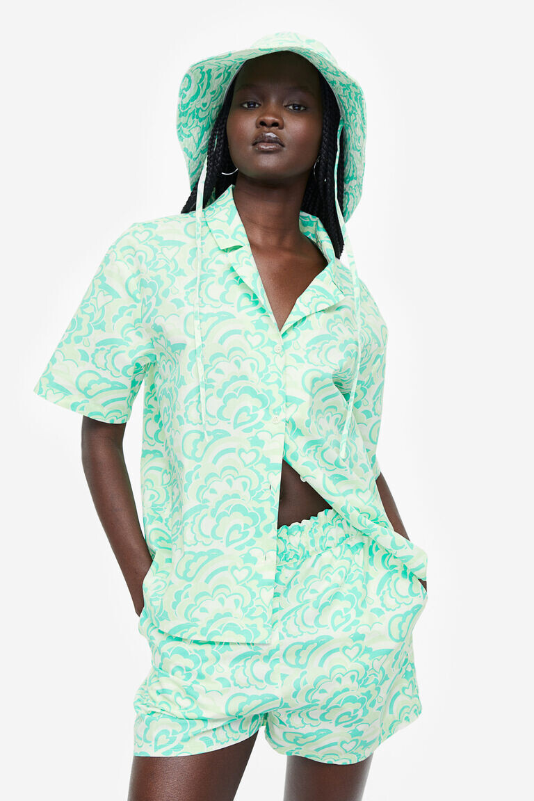 

Хлопковые шорты без застежки H&M, зеленый