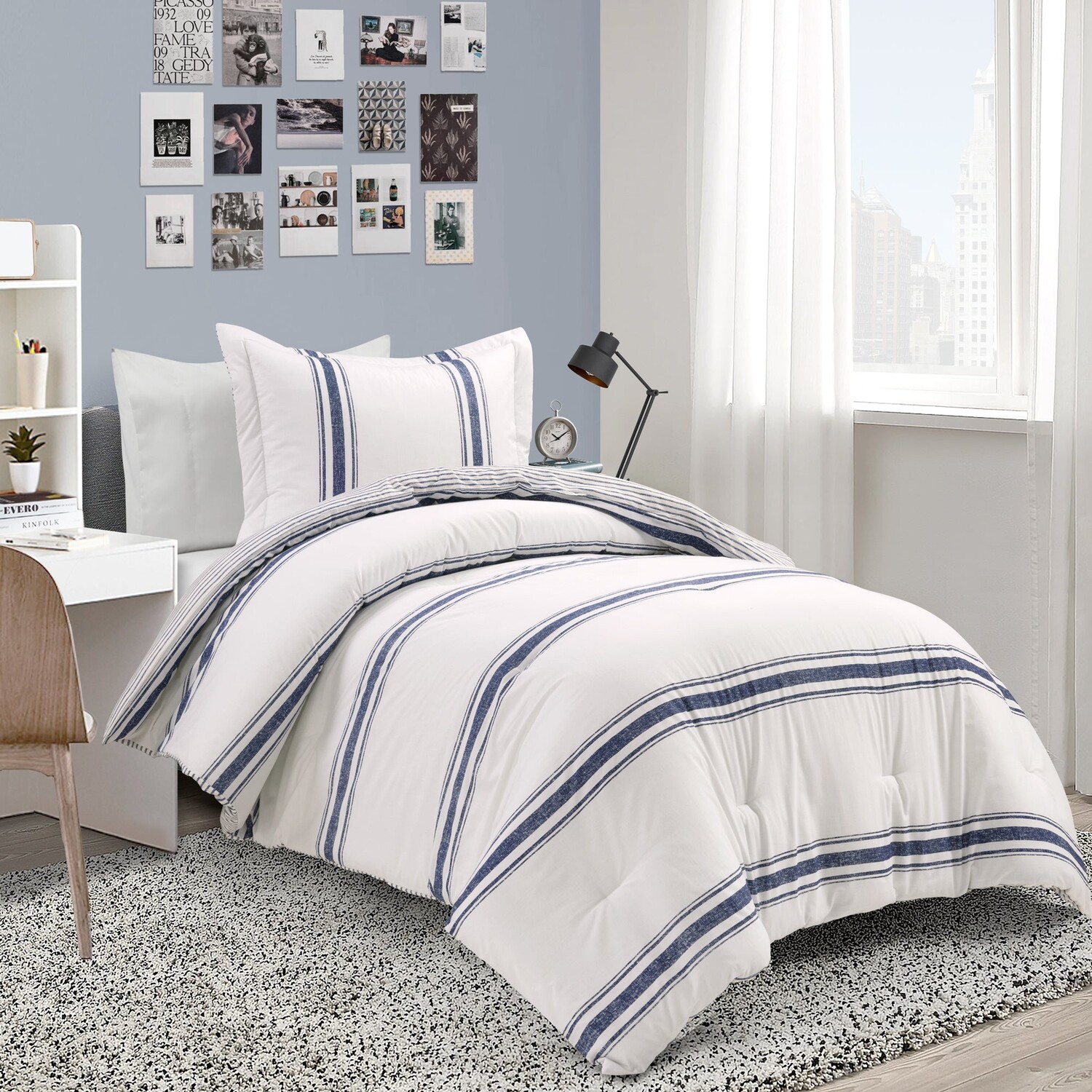 

Большой комплект одеял Farmhouse Stripe Rev. черного цвета из 3 предметов Cal King Lush Decor, цвет Navy