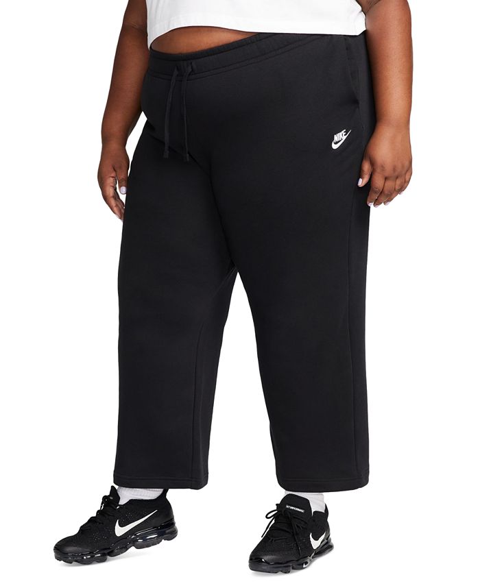 Спортивная одежда больших размеров Клубные флисовые спортивные штаны со средней посадкой и широкими штанинами Nike, черный