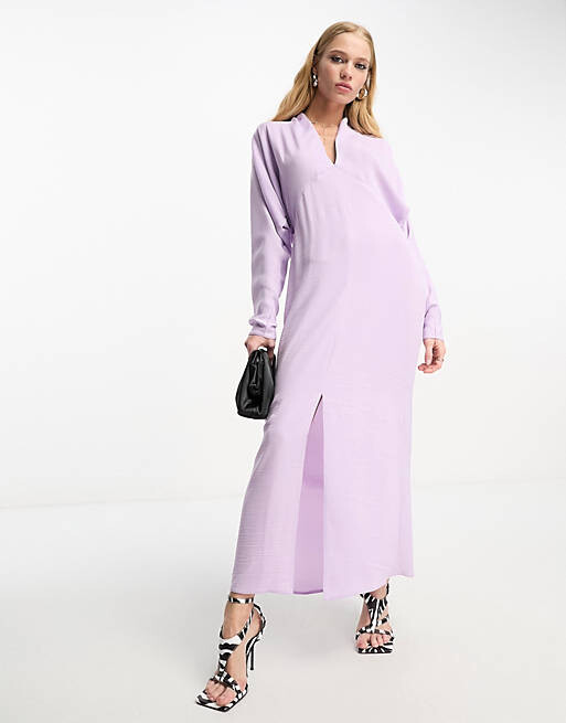 

Сиреневое платье миди с глубоким вырезом и крыльями летучей мыши ASOS DESIGN