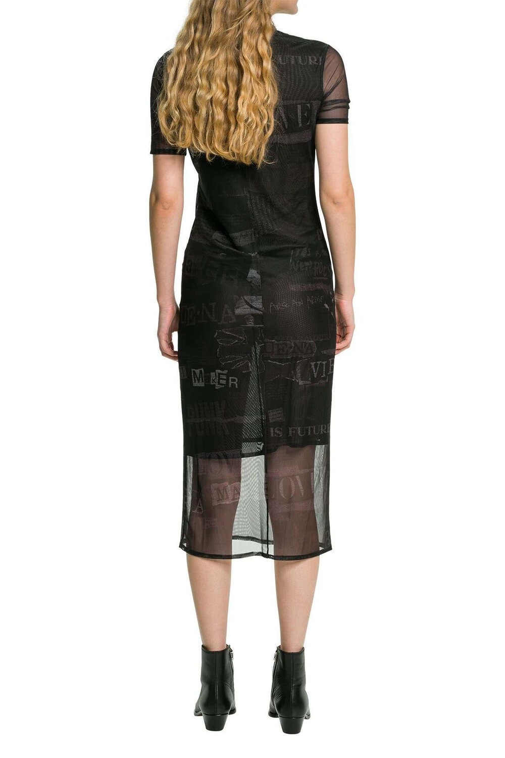 

Повседневное платье черное Desigual