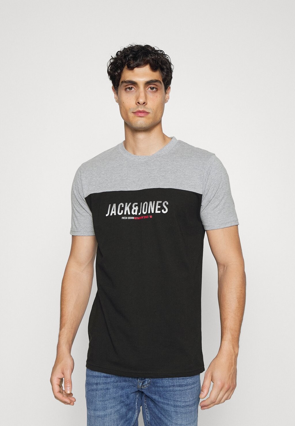 

Футболка с принтом Jack & Jones, черный