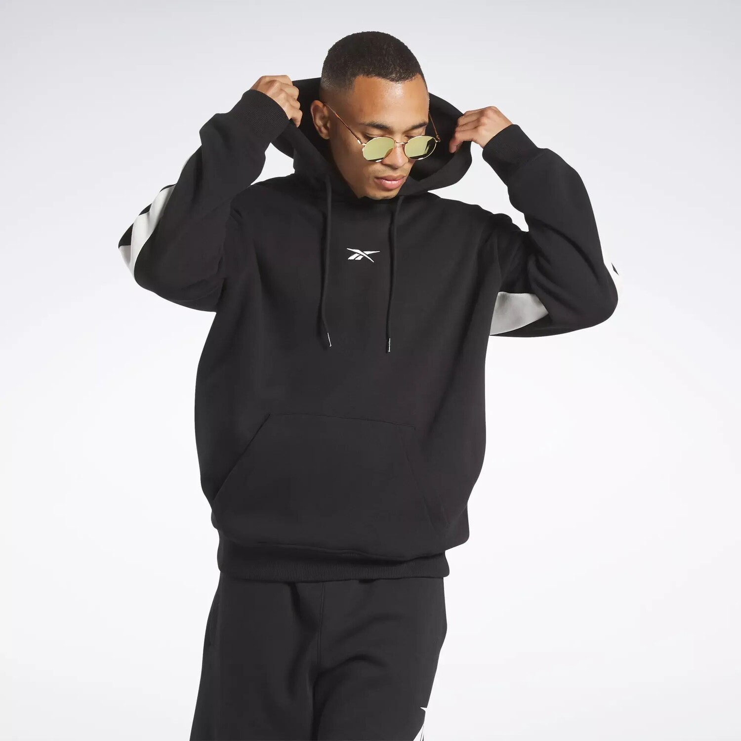 

Толстовка Classics Brand Proud Reebok, черный/белый