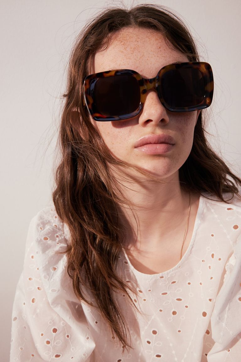 Квадратные солнцезащитные очки H&M, коричневый солнцезащитные очки квадратные оправа пластик черепаховый