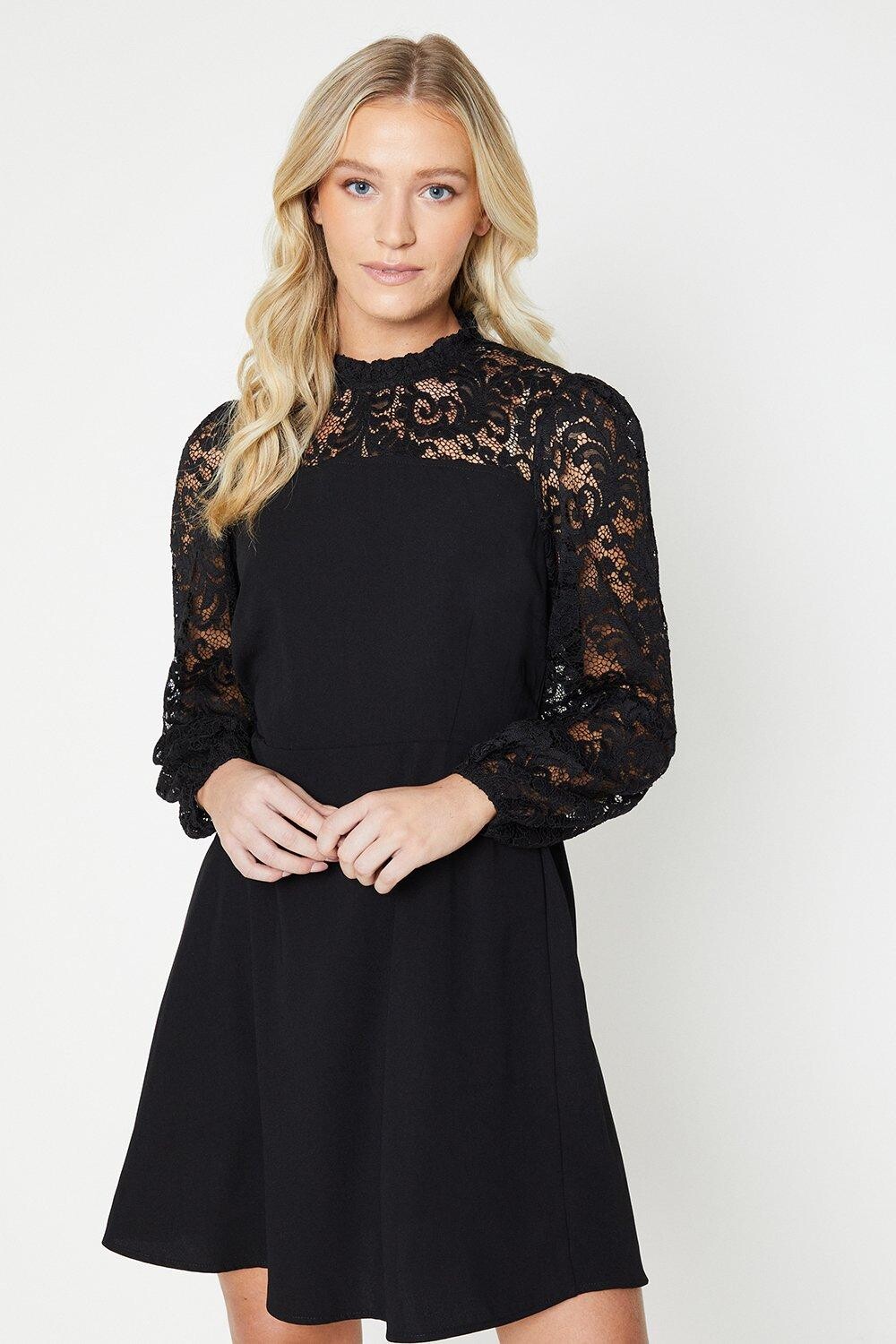 

Мини-платье из кружевного микса Dorothy Perkins, черный