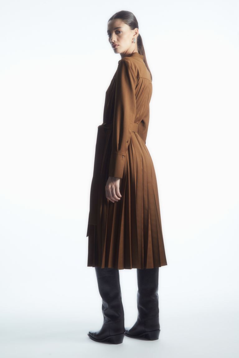 

Платье-рубашка COS Pleated Wool-blend, коричневый