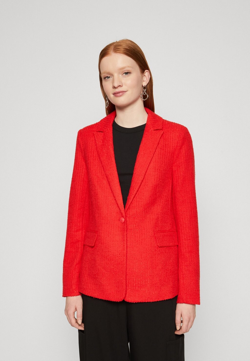 

Блейзер Onlpinko Ailis Bou Fit ONLY, цвет flame scarlet