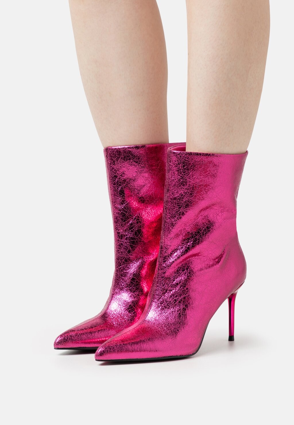 

Ботильоны LYRICALS Steve Madden, цвет luminous pink