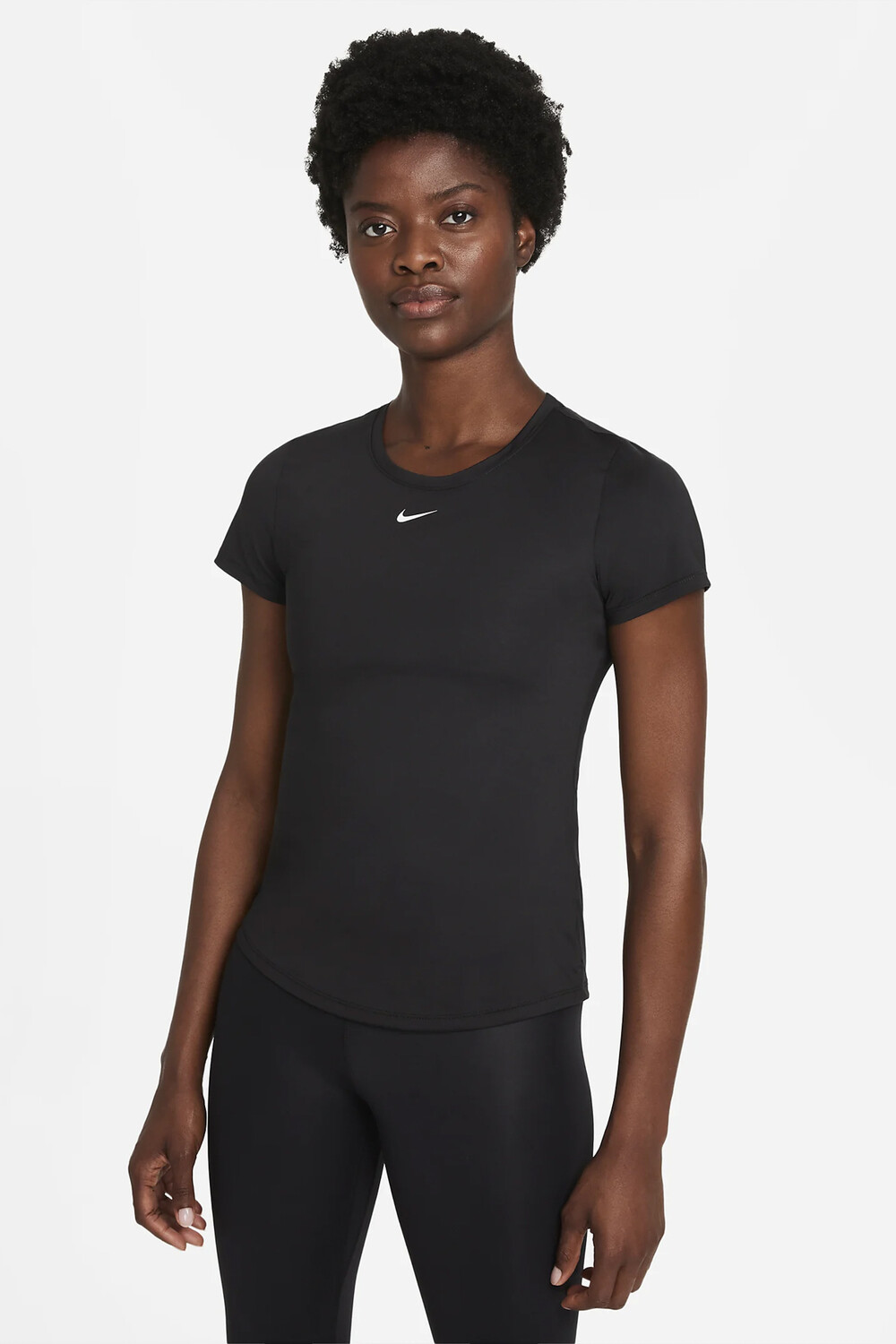 

Спортивная футболка – черная – стандартного кроя Nike, черный