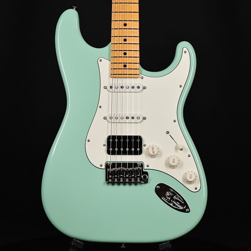 

Электрогитара Suhr Classic S Antique HSS - Surf Green Maple Fingerboard
