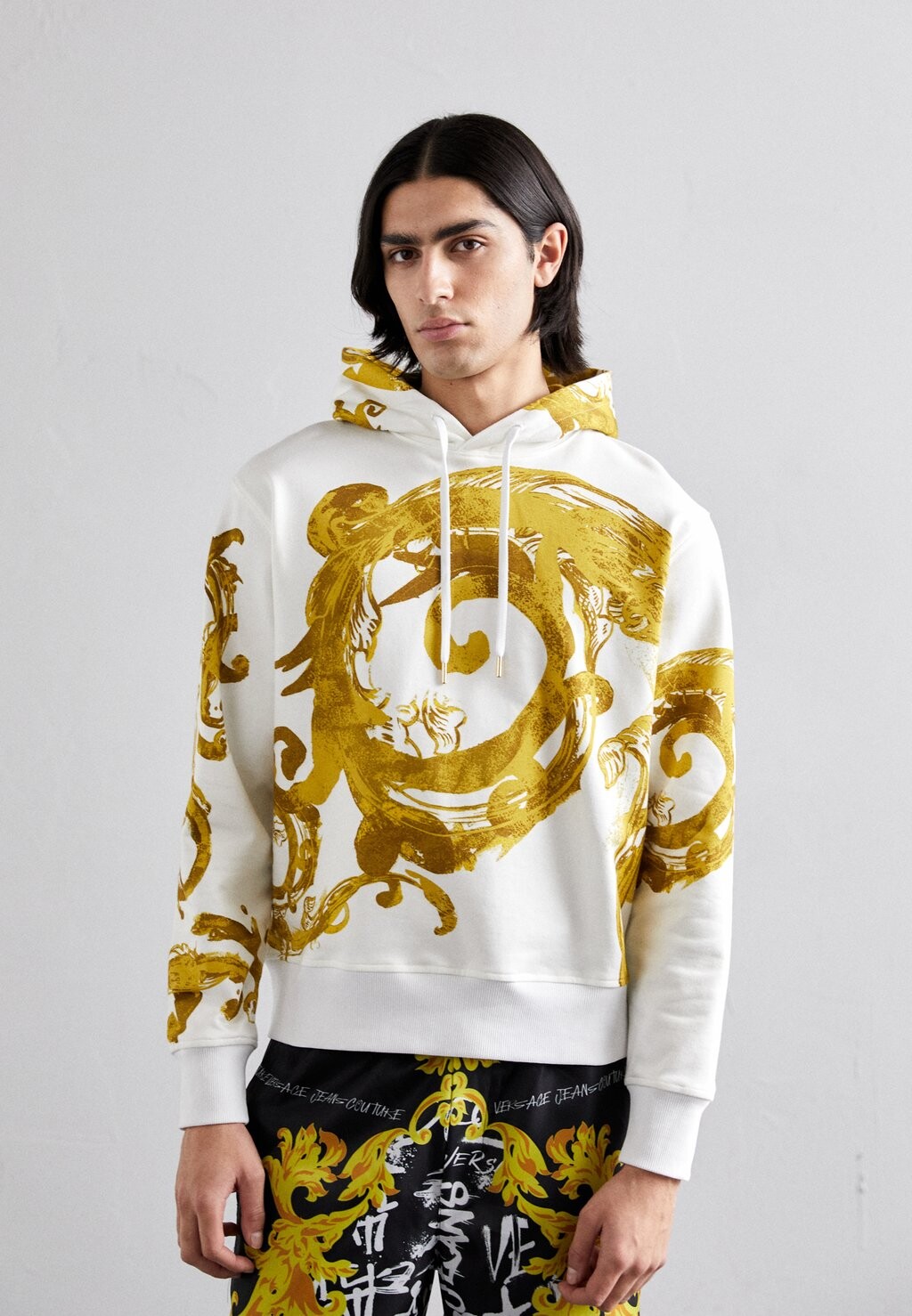 

Толстовка PANEL BAROQUE Versace Jeans Couture, белый
