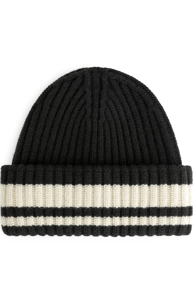 

Ребристая шапка H&M, черный