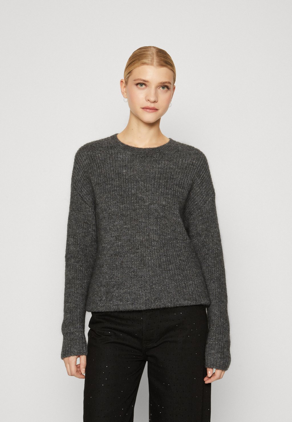 Вязаный свитер SLFSINE O NECK Selected Femme, цвет medium grey melange