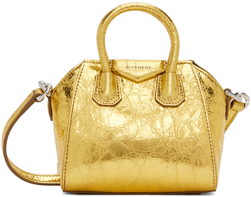 

Золотая сумка Micro Antigona Givenchy