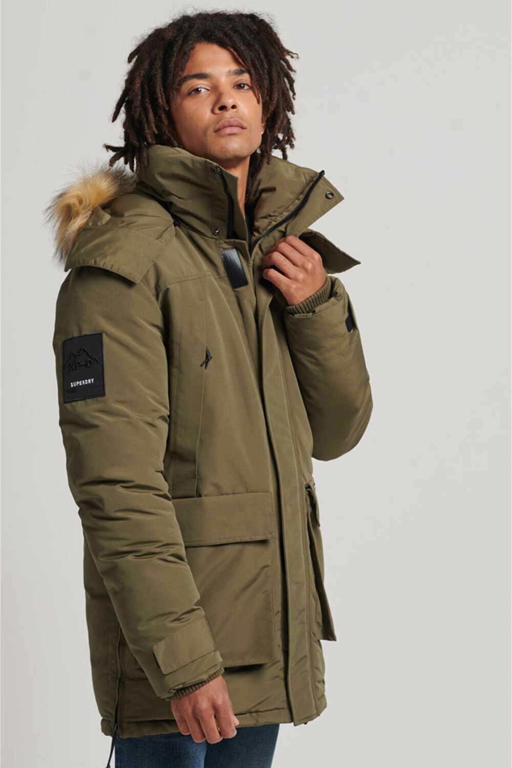 

Парка Everest с капюшоном и искусственным мехом Superdry, зеленый