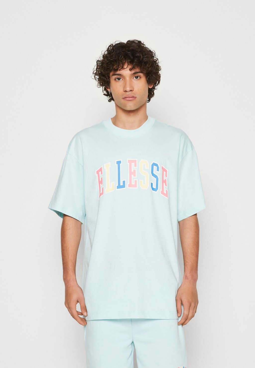 

Футболка с принтом Ellesse, синий