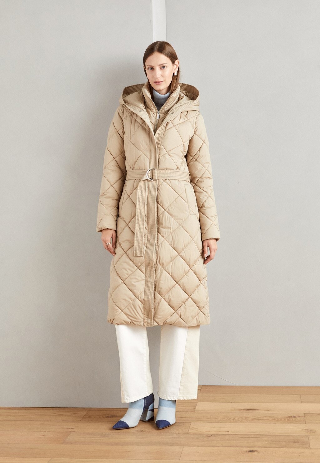 

Зимнее платье Anna Field, цвет beige