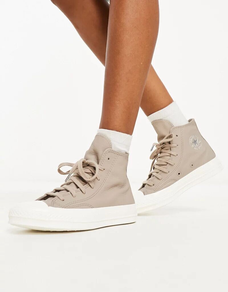 

Бежевые кроссовки Converse Chuck Taylor 70