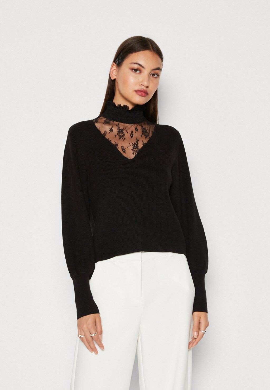 

Свитшот ONLY ONLKIRA HIGHNECK, черный
