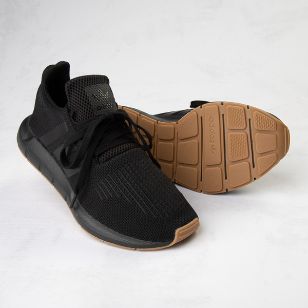 adidas Мужские кроссовки Swift Run , черный кроссовки swift run adidas originals черный