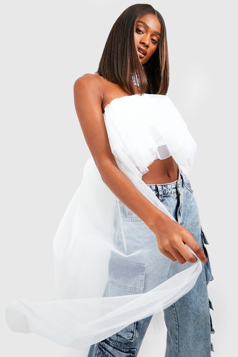 

Топ из тюля volume Boohoo, белый