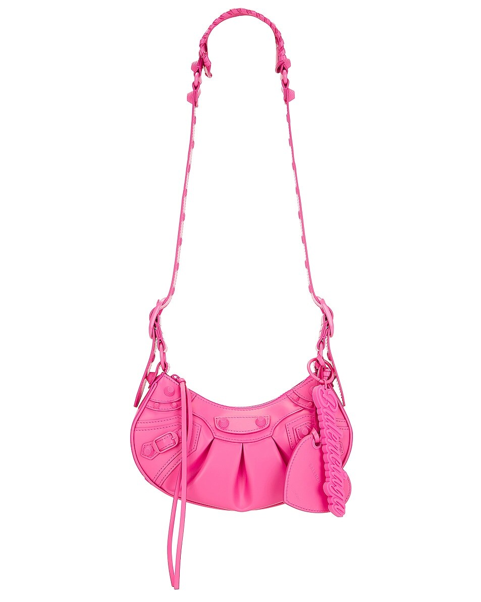 

Сумка кросс-боди Balenciaga Le Cagole Latex XS Shoulder, цвет Bright Pink