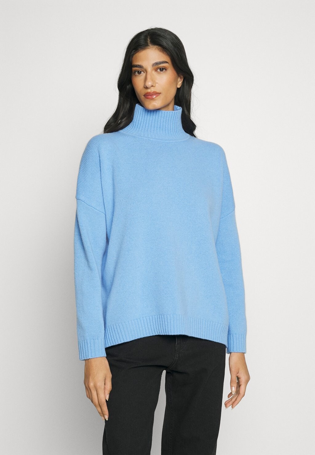 

Джемпер WEEKEND MaxMara