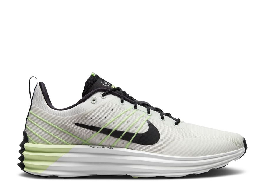 

Кроссовки Nike Lunar Roam, цвет White Barely Volt