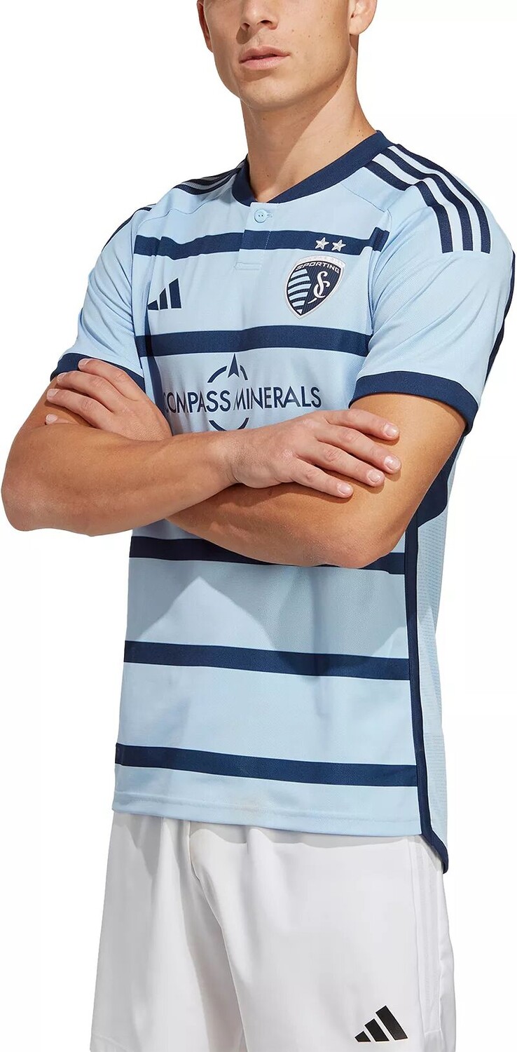 

Оригинальная футболка Adidas Sporting Kansas City 2023 с надписью Hoops
