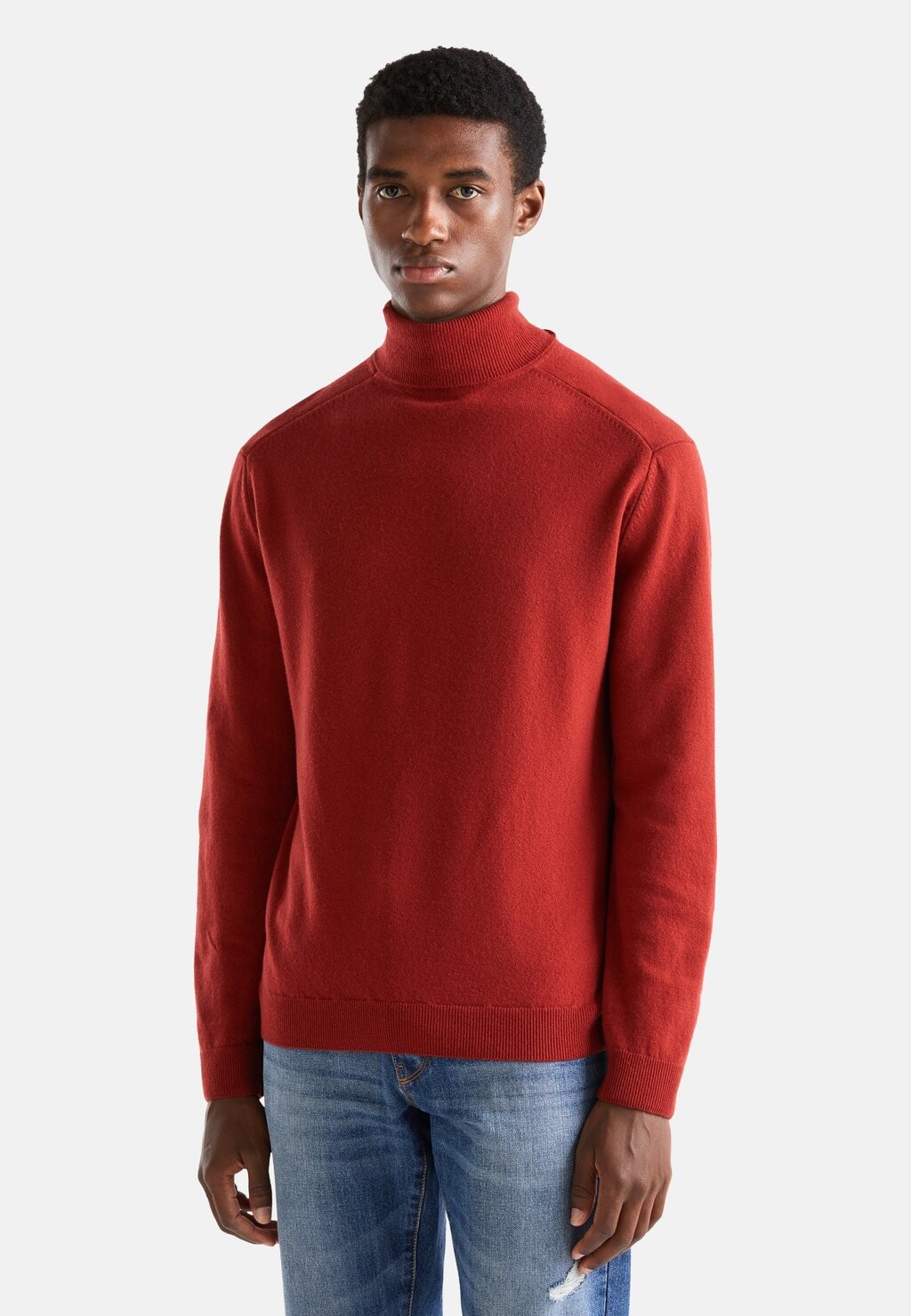 

СТРИКПУЛОВЕР Merino Burgundy Turtleneck United Colors of Benetton