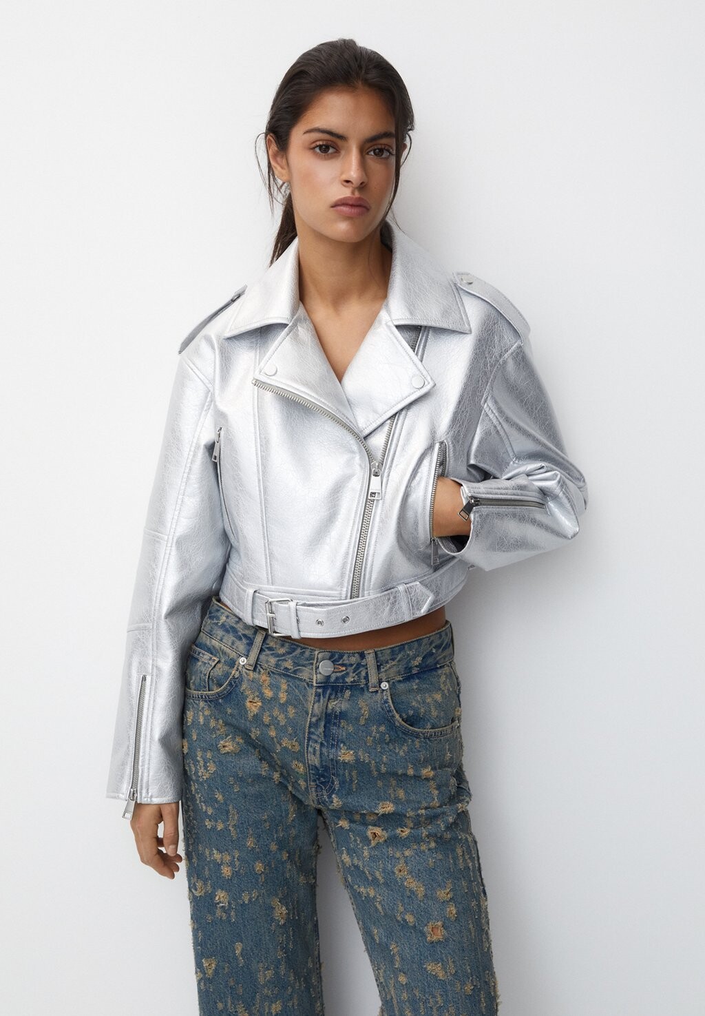 

Куртка из искусственной кожи PULL&BEAR, серебристого цвета