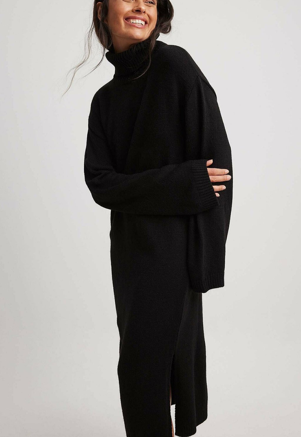 Платье NA-KD OVERSIZE, черный платье patratskaya размер oversize черный