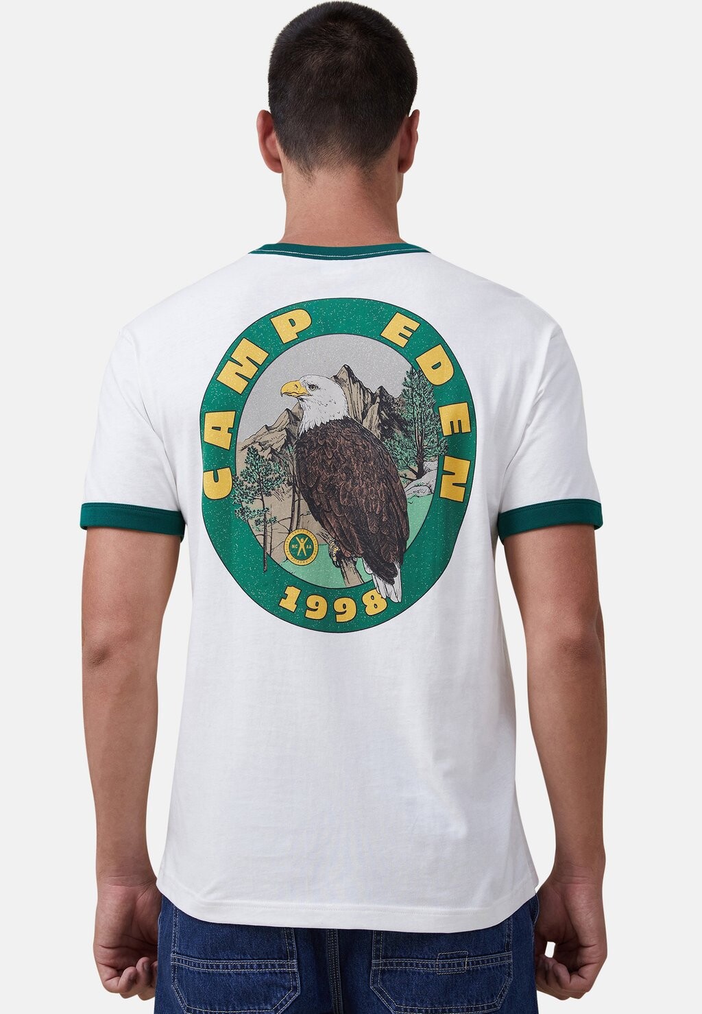 

Футболка с принтом PREMIUM SOUVENIR Cotton On, цвет vintage white posy green camp eden eagle