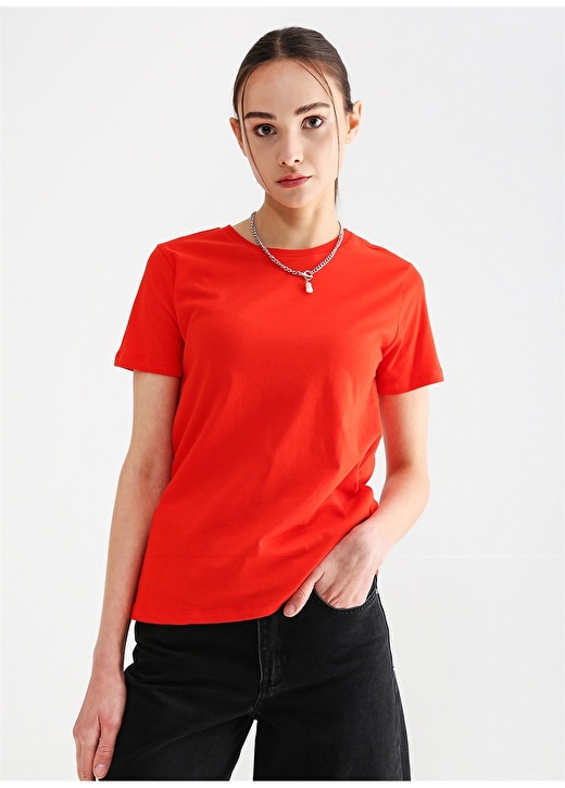 Тенгиз Базовая однотонная красная женская футболка с круглым вырезом Fabrika