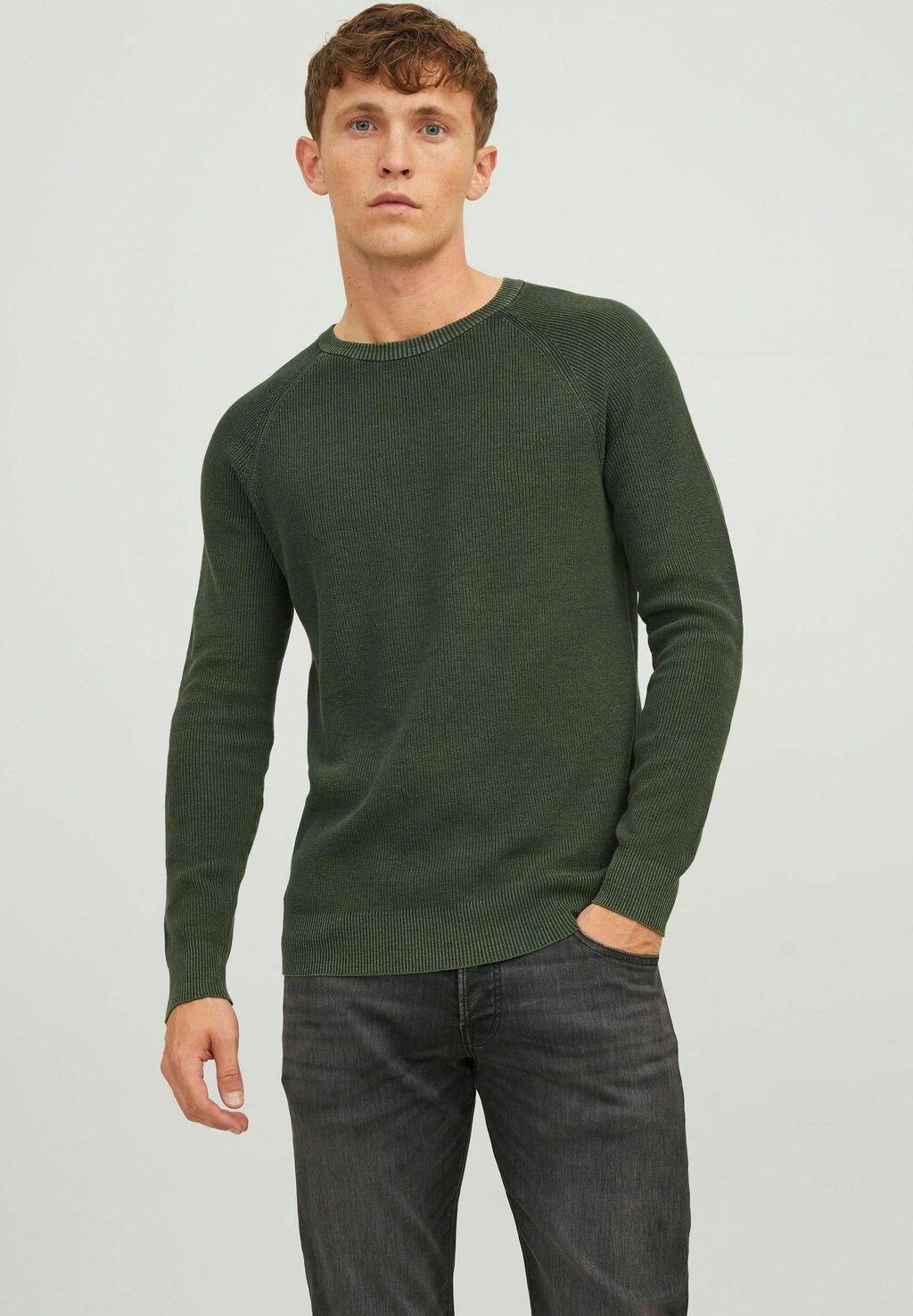 

Свитер JJEMATT CREW NECK NOOS Jack & Jones, вид на горы