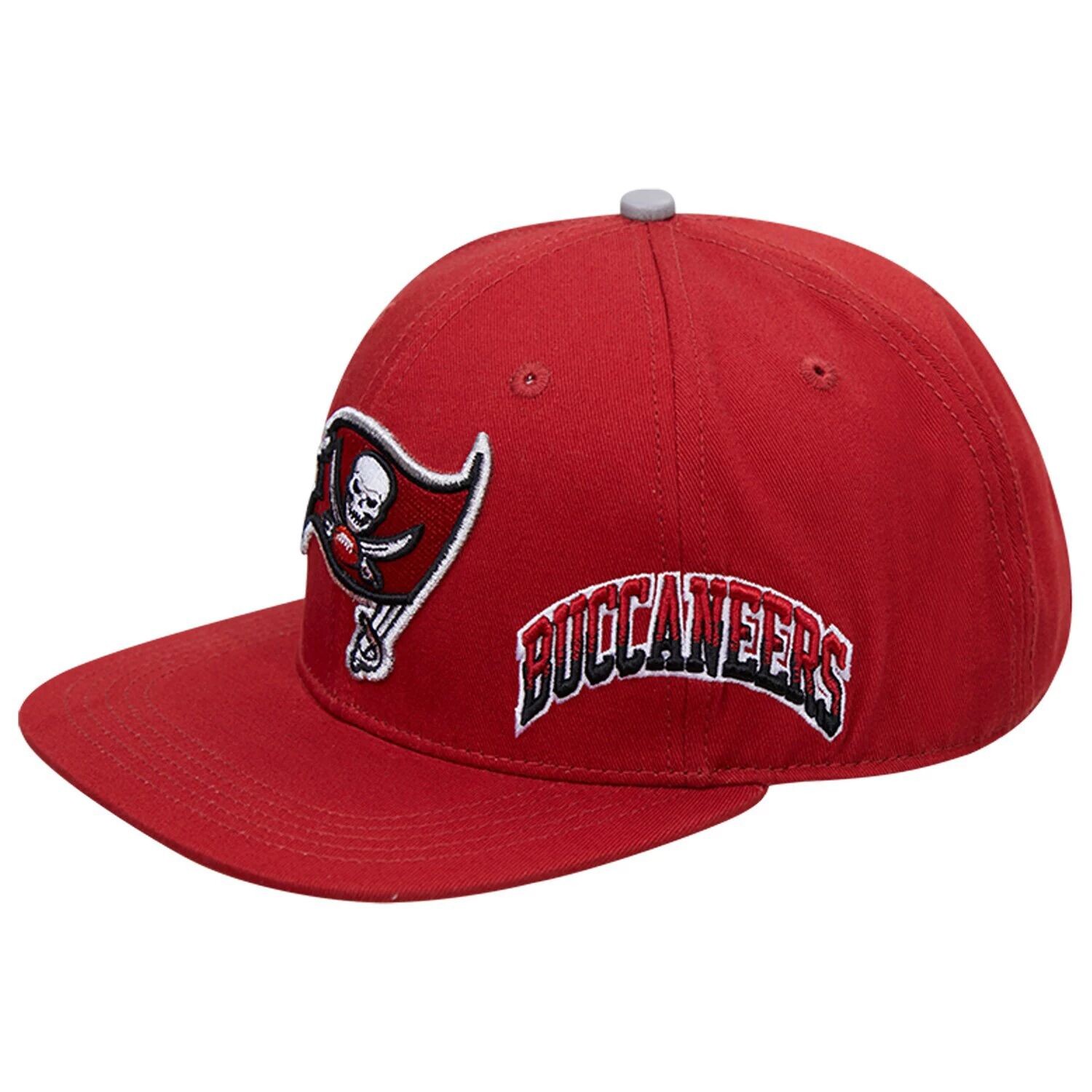 

Мужская бейсболка Pro Standard Red Tampa Bay Buccaneers Hometown Snapback