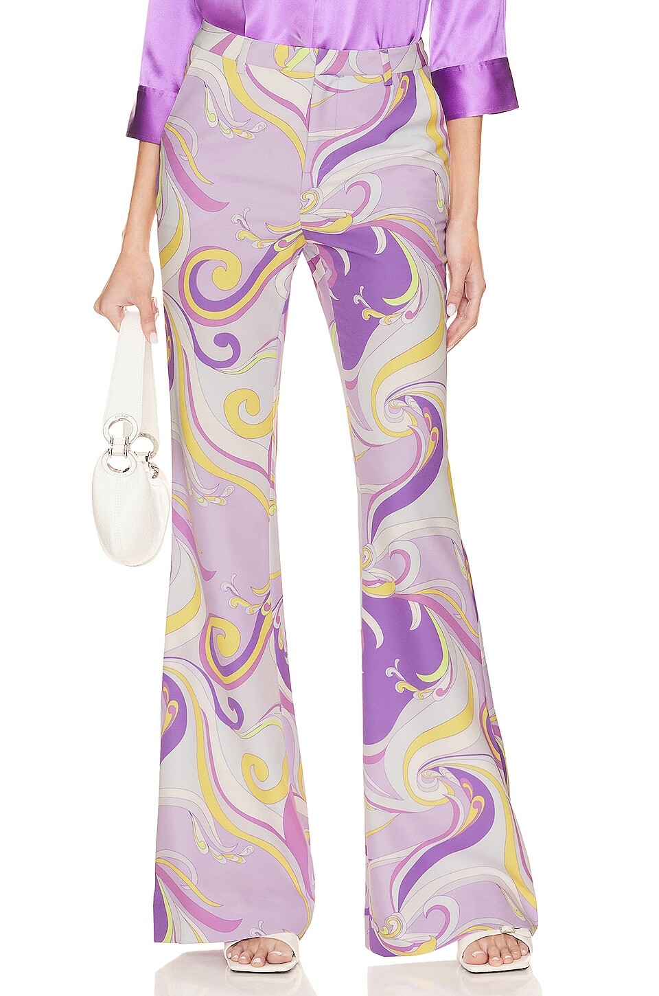 

Брюки L'AGENCE Lane Flared Trouser, цвет Light Orchid Multi Saint Martin