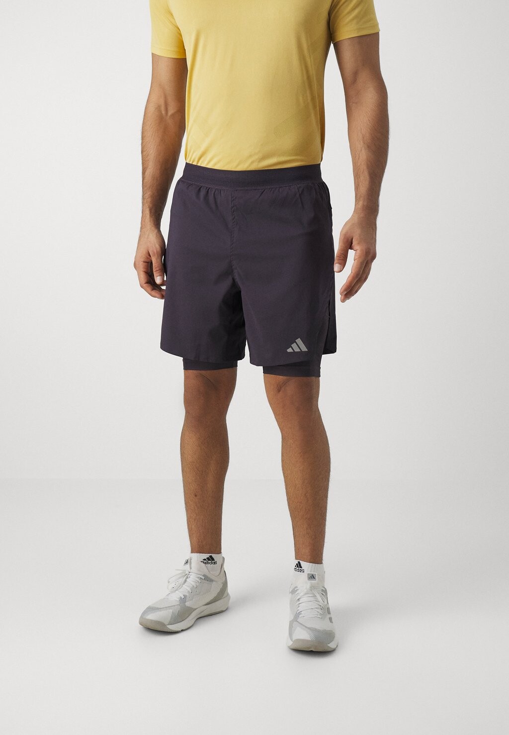 

Спортивные шорты Hiit Workout Heat Ready Short Adidas, цвет aurora black